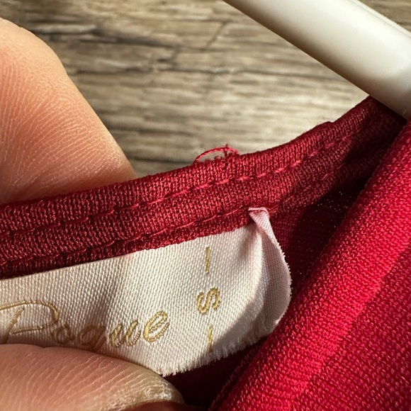 Belle Poque Elegant Long-Sleeve Red Dress - Picture 8 of 12